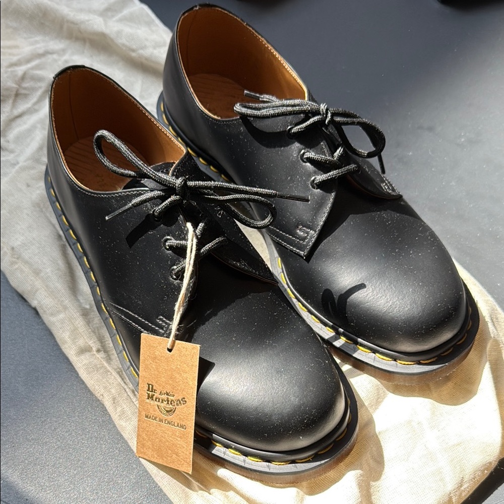 Dr. Martens Black Leather Men's Shoes